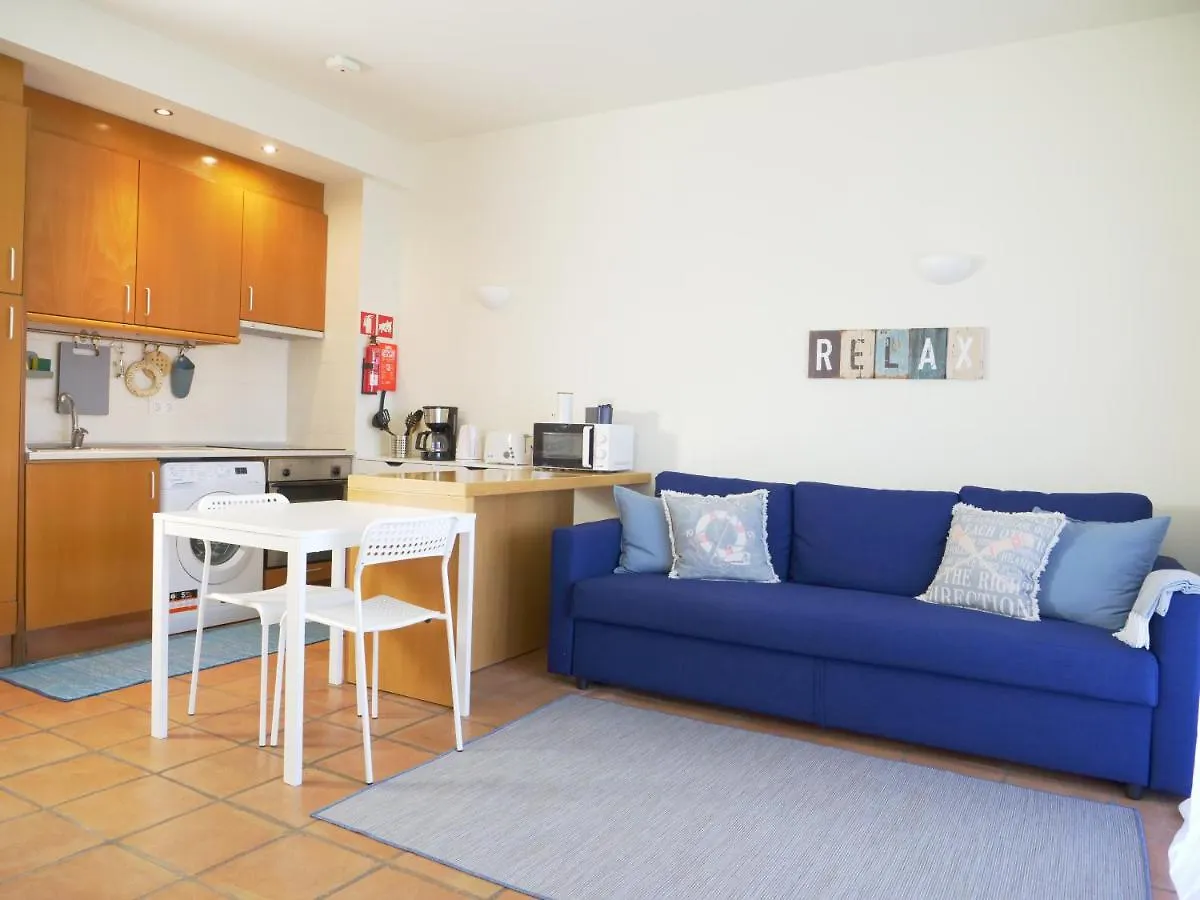 Sea View Apartment Near Meia Praia Beach In Lagos!  ラゴス